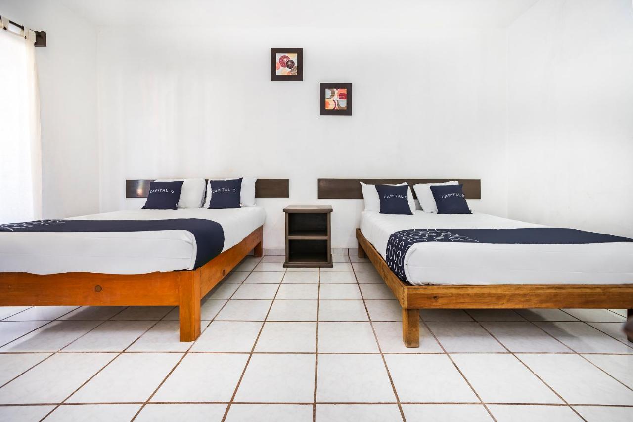 Hotel Capital O Oxtankah,Chetumal Bay Calderitas Exterior foto