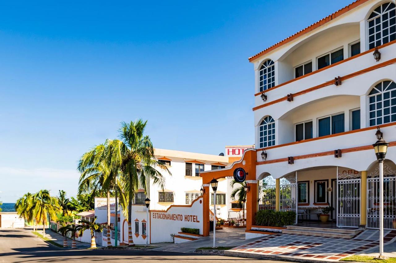 Hotel Capital O Oxtankah,Chetumal Bay Calderitas Exterior foto